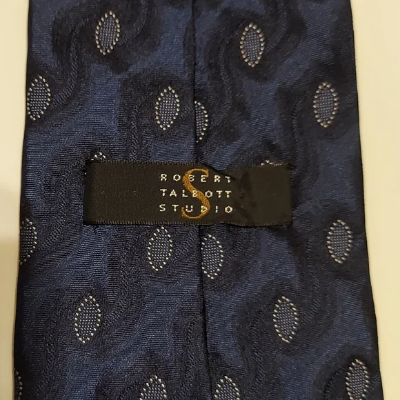 Vintage Robert Talbott Studio hand sewn imported silk tie - made in the USA - Picture 5 of 7